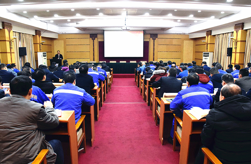 高管公开课开讲:学党章 强管理