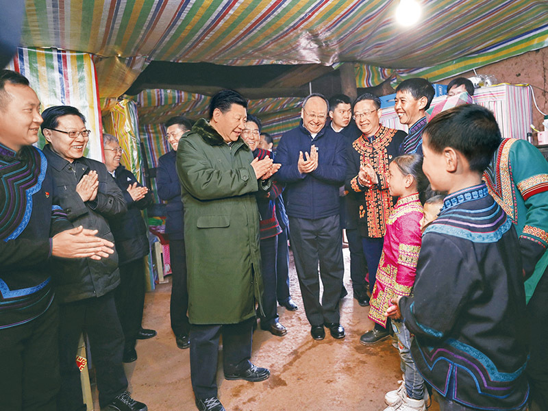 1665978058852561.jpg 坚持人民至上01.jpg